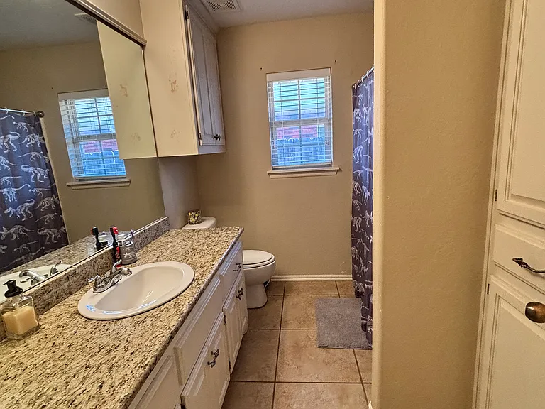 3706 NE Fieldcrest Dr — Photo 7
