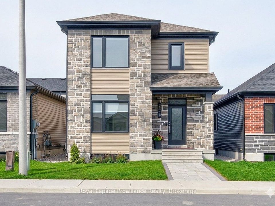 1st image of 79 Athabaska Dr