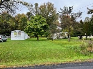 1323/1327 Hecker Rd, Waterloo, NY 13165