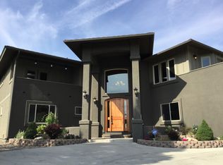 2450 W Moana Ln, Reno, NV 89509