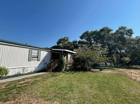 3517 Pinewood Trl, Holton, MI 49425