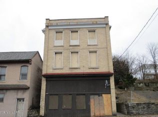 194 S Main St, Pittston, PA 18640