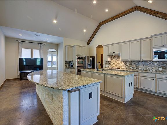2nd image of 1120 Glen Wood Dr