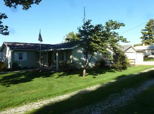 204 W Broadway, Walton, IN 46994