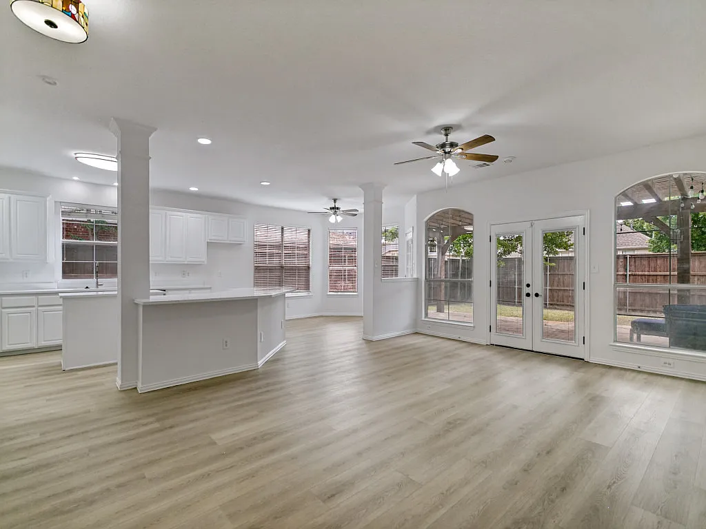 4 bed, 3.5 bath, 3130 sqft, $3,300 — Photo 4