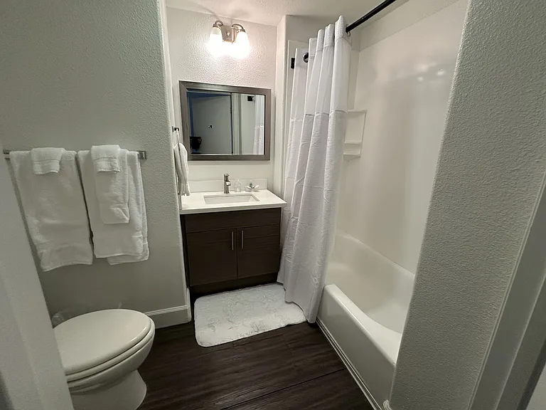 1122U — Photo 26