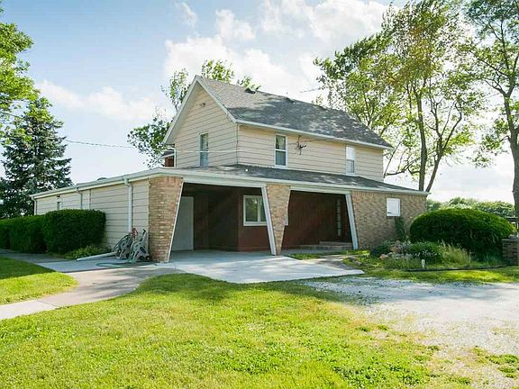 2nd image of 2790 Quince Ave