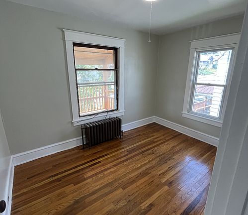 5th image of 504 Odell Ave #2