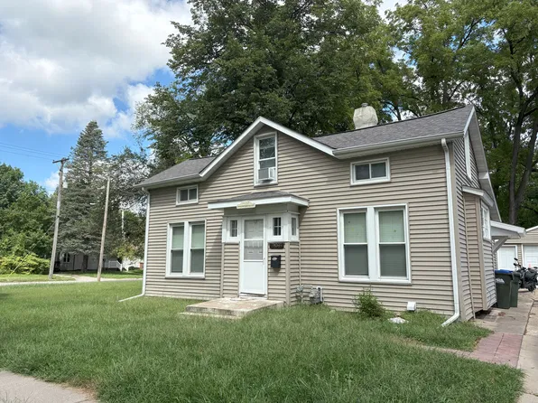 906 E Bloomington St, Iowa City, IA 52245