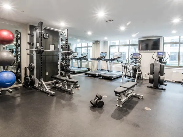 600 Washington Street image 21 of 27