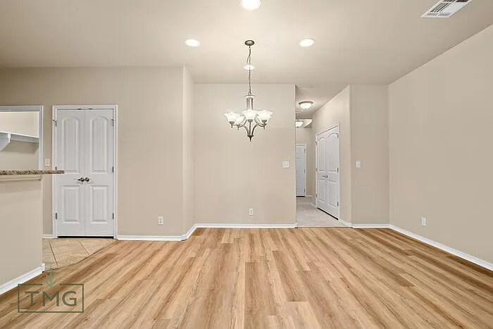 10507 N 139th East Ave — Photo 4