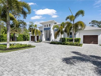 5881 Sea Grass LN, Naples, FL, 34116