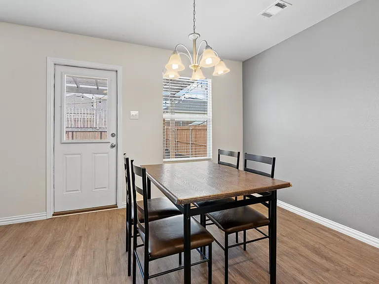 9937 Amosite Dr — Photo 20
