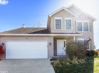 1512 Spring Oaks Dr, Joliet, IL 60431