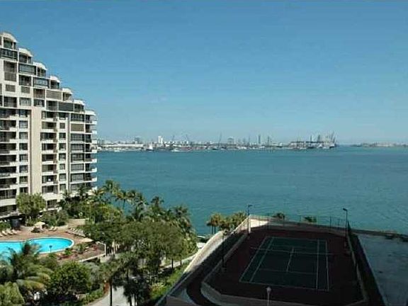 4th image of 770 Claughton Island Dr #Penthouse 10
