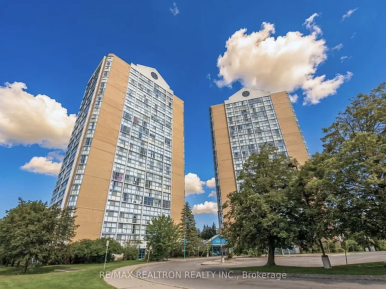 25 Trailwood Dr #2403 — Photo 1