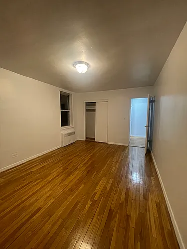 2170 University Ave #6 Photo 1