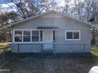 8145 Jack Graves Rd, Biloxi, MS 39532