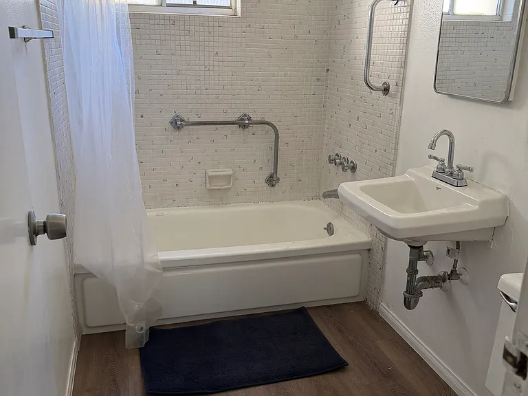 4515 Cypress Ave #B — Photo 18