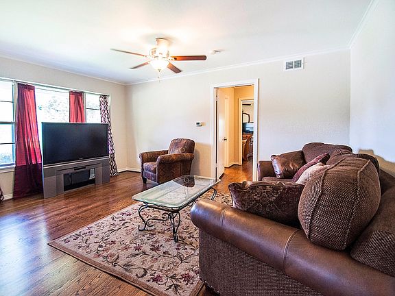 2nd image of 710 Owensons Dr