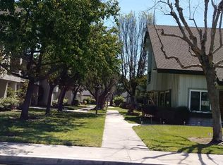 9789 Karmont Ave, South Gate, CA 90280