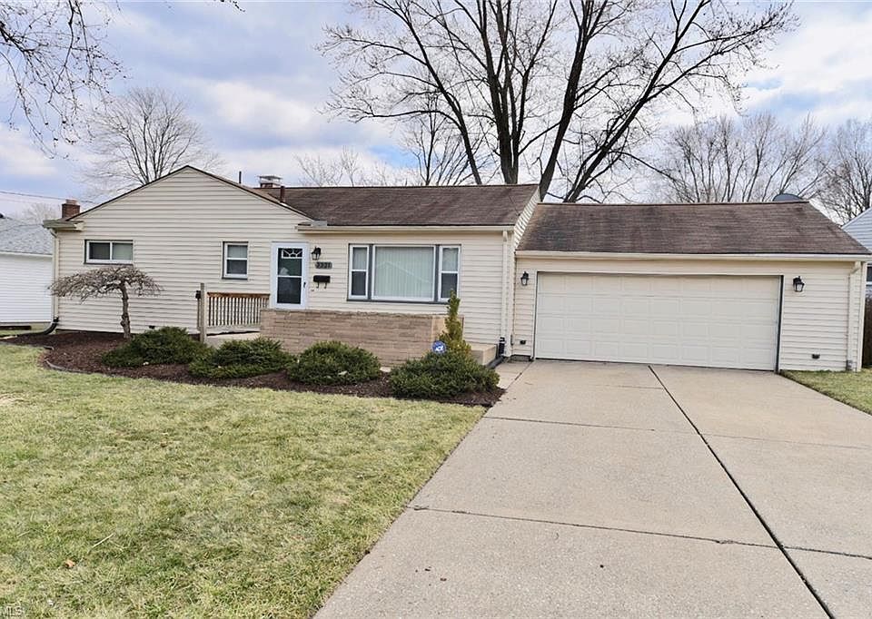 1st image of 3321 Estates Cir