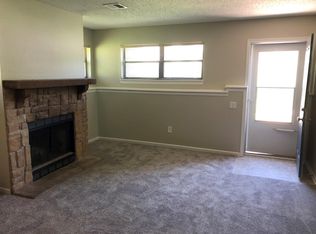 8706 NW 82nd St #A, Kansas City, MO 64152