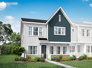 8801 Arrington Hall Dr, Charlotte, NC 28215