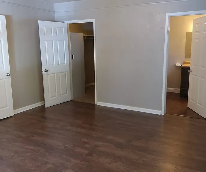 530 Cherry St — Photo 5
