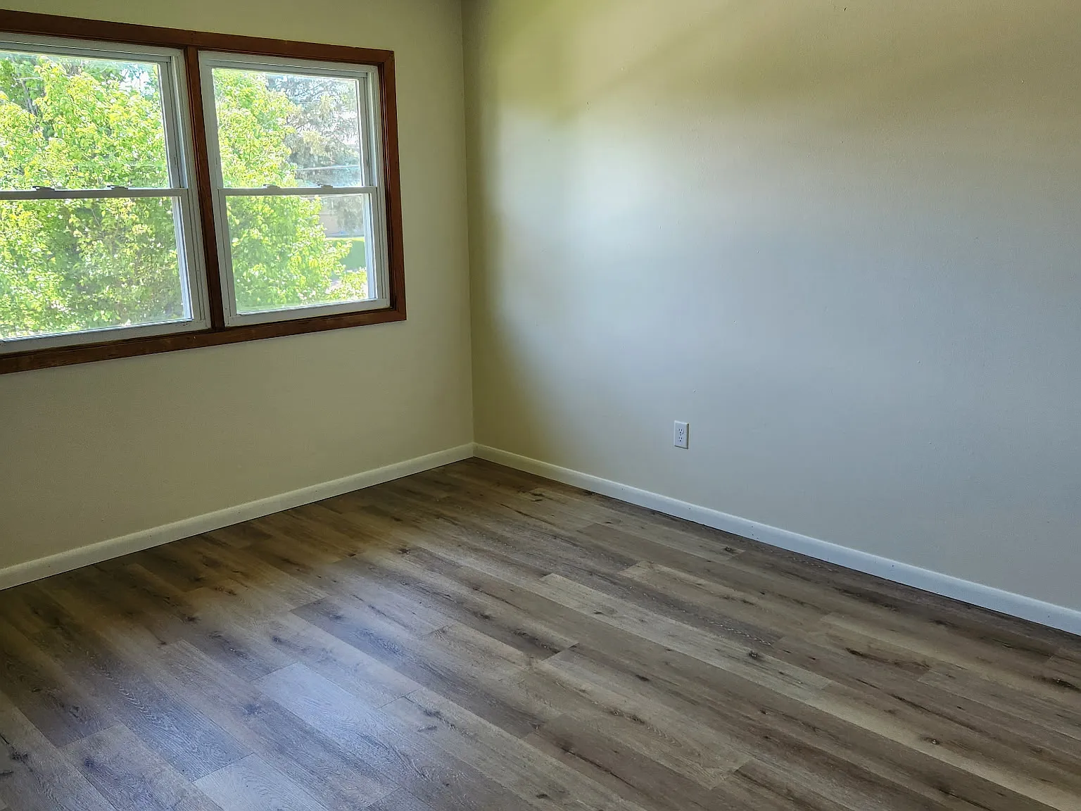 2 bed, 850 sqft, $1,150 — Photo 2