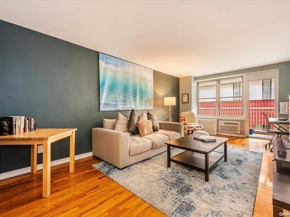 410 E Broadway #4U, Long Beach, NY 11561