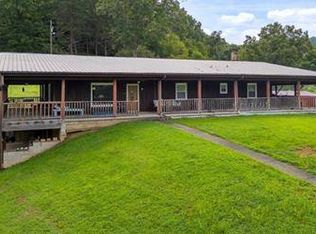 173 Glen Damron Ln, Genoa, WV 25517