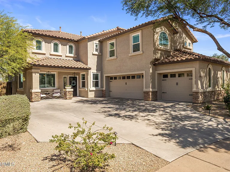 9804 E Cosmos Cir — Photo 1