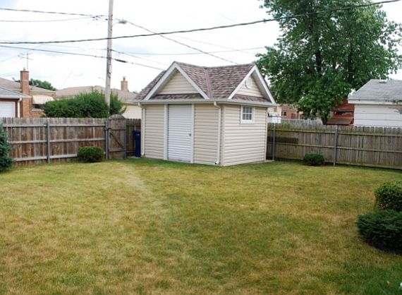 4th image of this home