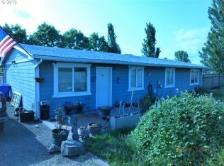 110 Mathias Rd, Molalla, OR 97038