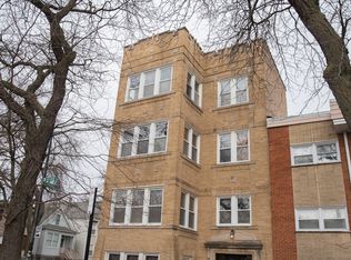 3358 W Hutchinson St APT 3, Chicago, IL 60618