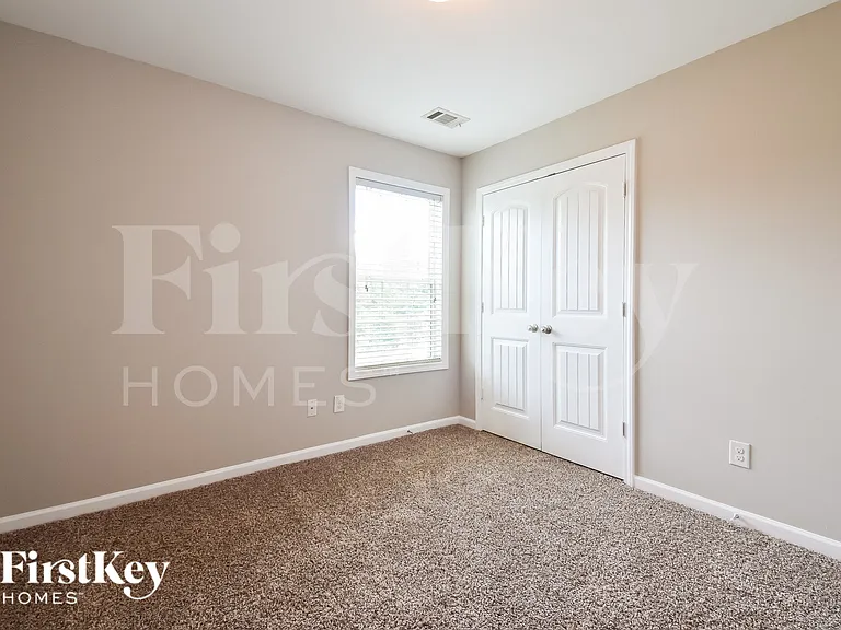 6303 Spring Cove Dr — Photo 14