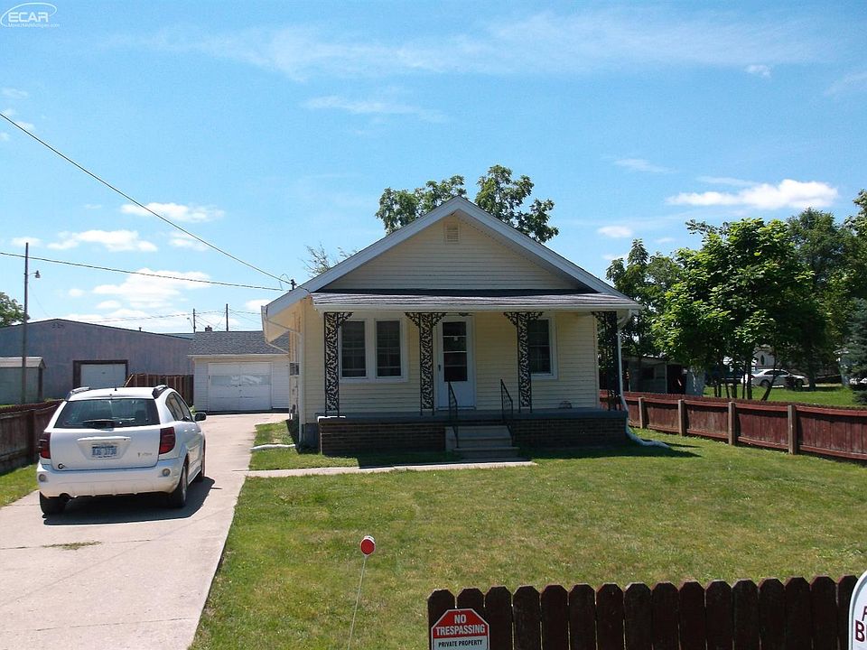 1st image of 1866 Owosso Ave