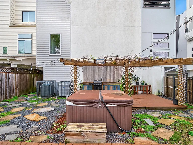 4608 Nett St #C — Photo 39