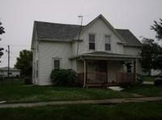 400 Hallar Ave, Gower, MO 64454