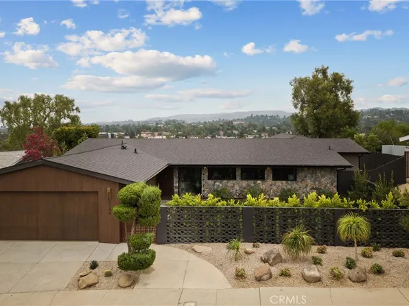 5746 McDonie Ave, Woodland Hills, CA 91367