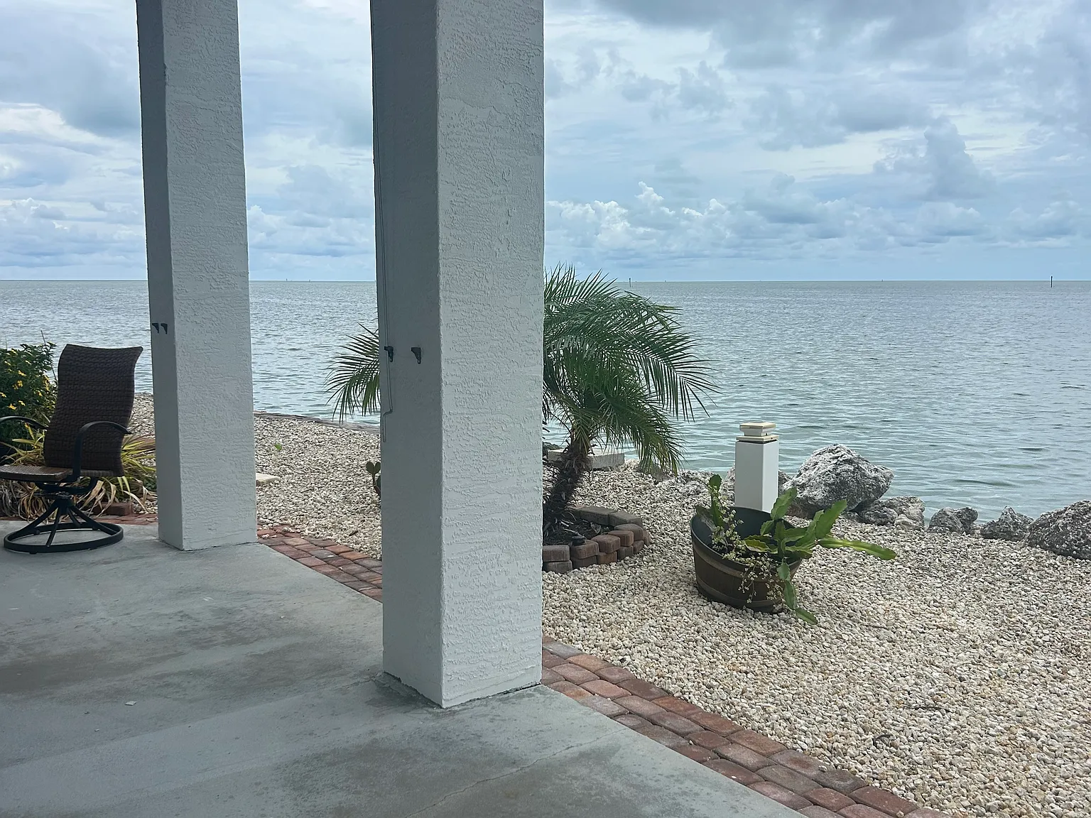 2 bed, 946 sqft, $12,750 — Photo 4