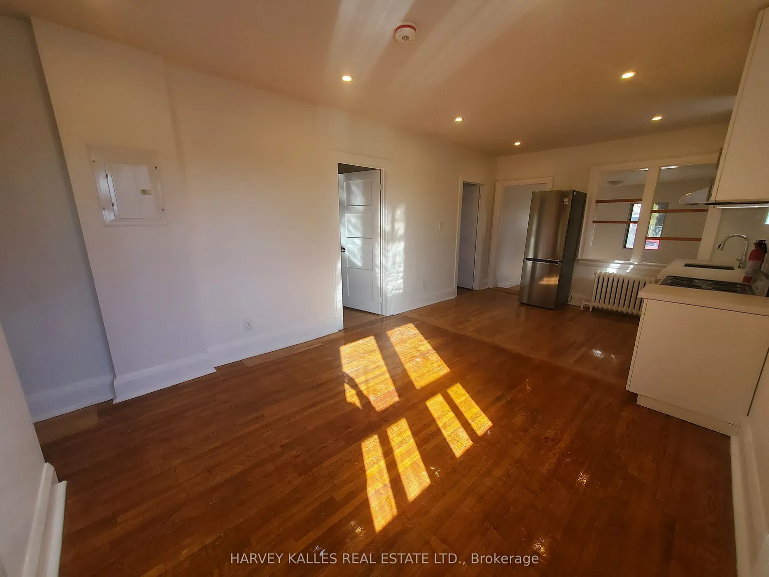 2 bed, $2,700 — Photo 3