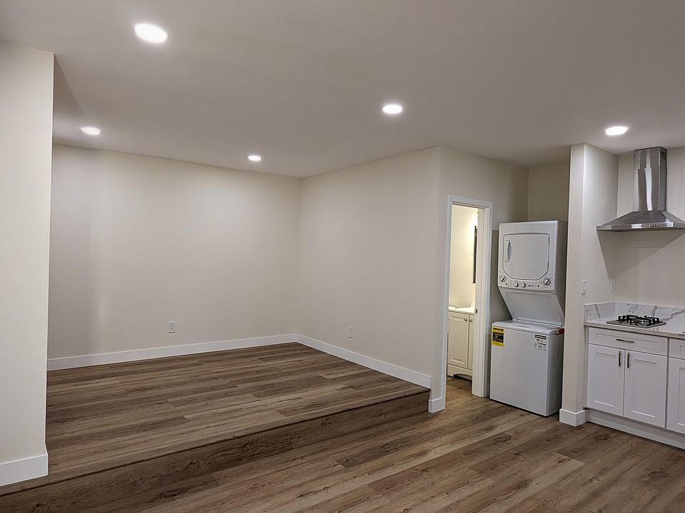 1st image of 8606 Reagan Pl
