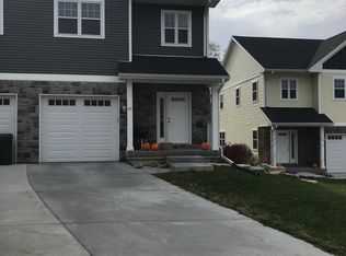 491 Progress Dr, Cottage Grove, WI 53527