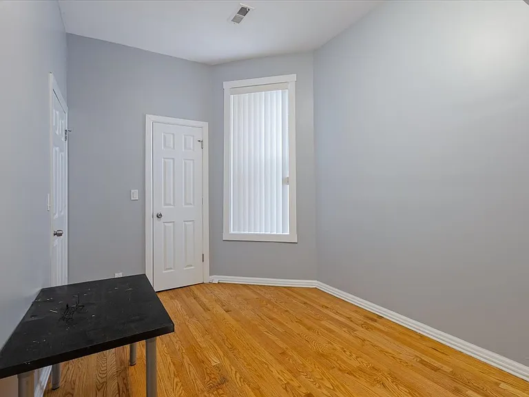 4211 W Gladys Ave #2 — Photo 6