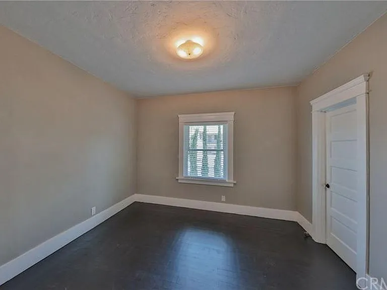 449 Walnut Ave — Photo 16