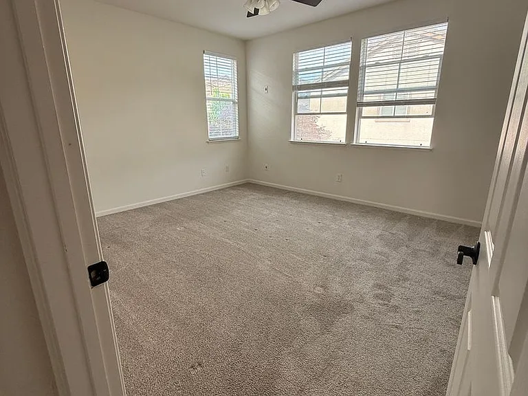 651 Jade Way — Photo 3