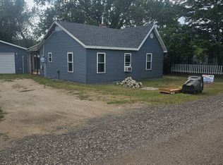 501 Truax Ave W, Velva, ND 58790