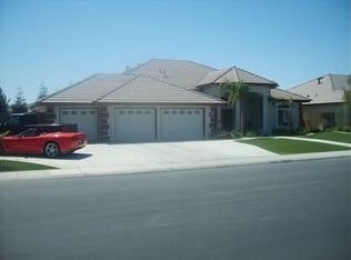 15039 Redwood Springs Dr, Bakersfield, CA 93314